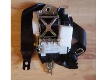 Vozacev pojas za Volkswagen Golf 7