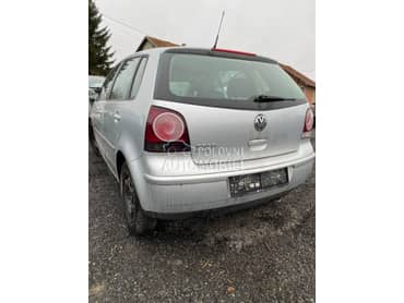 Staklo gepeka za Volkswagen Polo od 2002. do 2010. god.