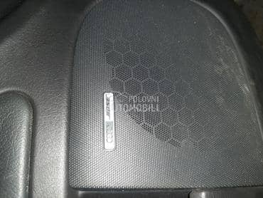 ozvucenje za Audi A4