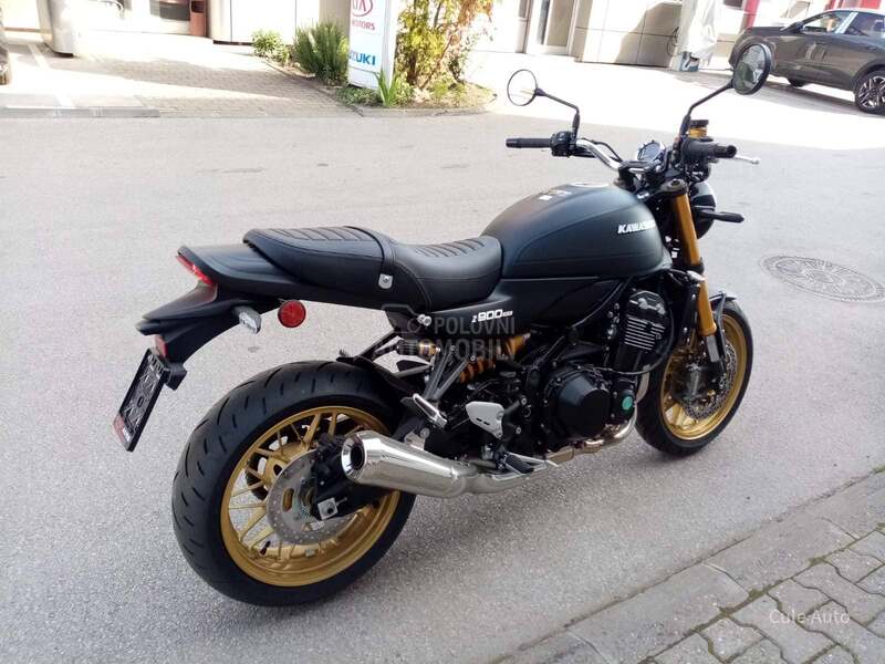 Kawasaki Z900RS