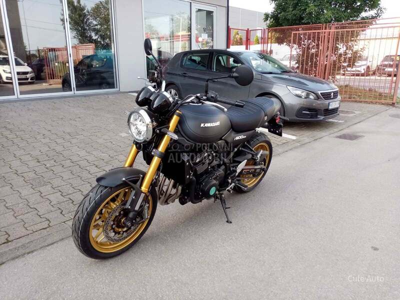 Kawasaki Z900RS