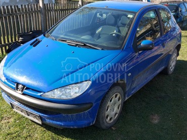 Kompletan u delovima 1.1b za Peugeot 206