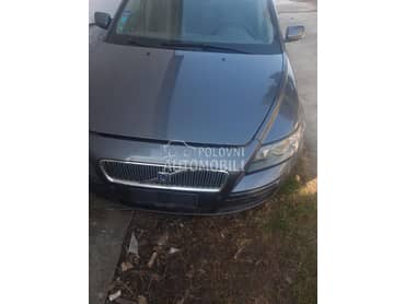 Volvo V50 -  kompletan auto u delovima