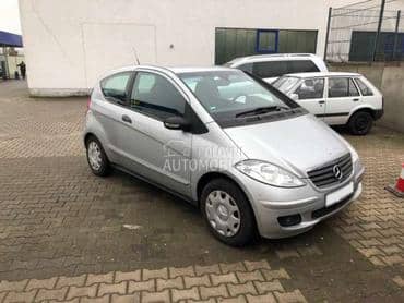 Mercedes Benz A 180 -  kompletan auto u delovima