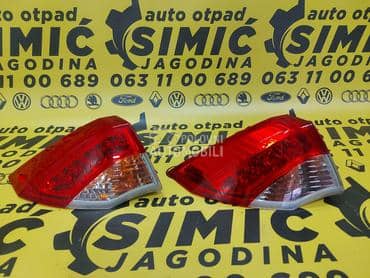 Stop svetla limuzina leva za Renault Laguna od 2008. do 2011. god.