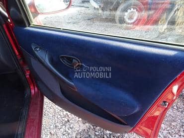 Tapacir vrata za Fiat Albea