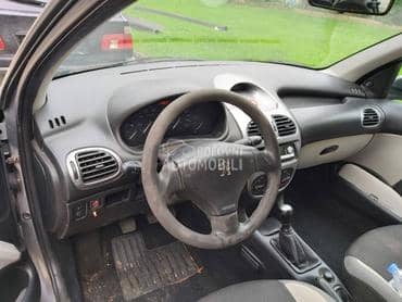 Kilometar sat - brzinomer za Peugeot 206