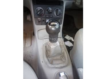 Rucka menjaca za Volkswagen Polo