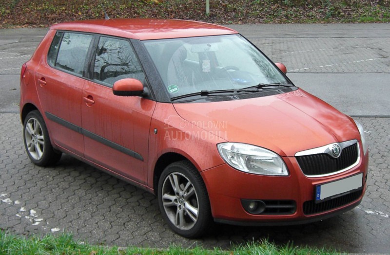 Škoda Fabia -  kompletan auto u delovima