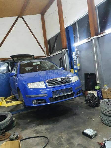 Škoda Fabia -  kompletan auto u delovima