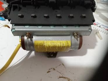 Aerbag suvozaca za Toyota Yaris od 2002. do 2005. god.