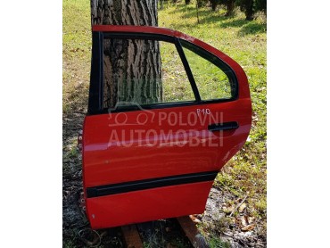 Zadnja vrata za Nissan Primera