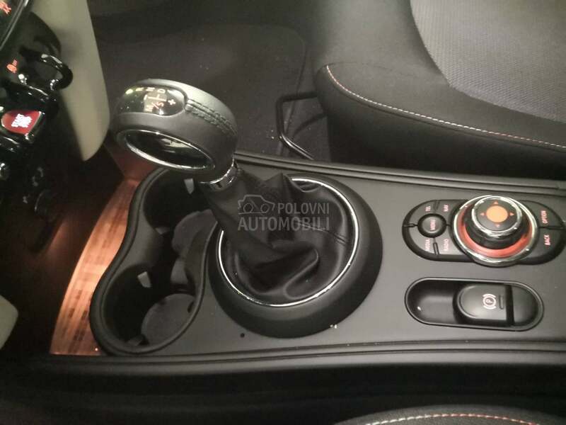 MINI Countryman 2.0D AT8