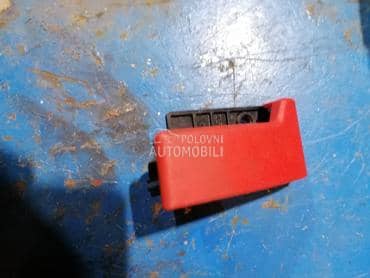 rucica haube za Mercedes Benz C 220 od 2001. do 2007. god.