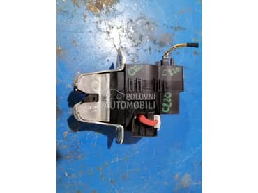 brava gepeka za Mercedes Benz C 220 od 2001. do 2007. god.