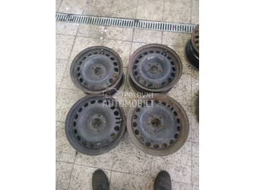 Čelične felne Fiat croma fabricke 16" 5 x 110