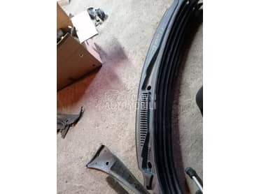 poklopac motora brisaca za Fiat Punto od 2000. do 2010. god.