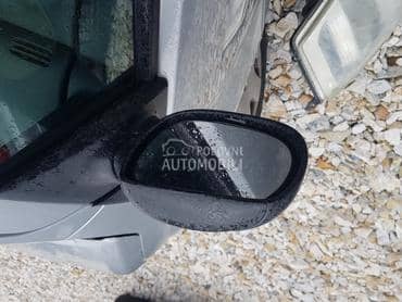 retrovizor za Citroen C2