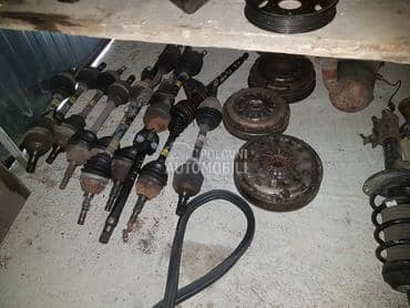 Poluosovina 1.3 1.7 1.4t za Opel Meriva od 2010. do 2014. god.