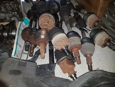 Poluosovina 1.3 1.7 1.6cdti za Opel Astra J od 2009. do 2015. god.