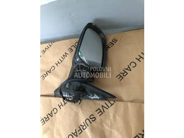 Levi retrovizor sa sklapanjem za Audi A4 od 2010. do 2015. god.