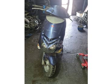 Aprilia Leonardo 150