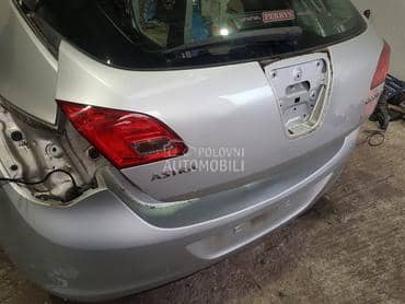 Gepek vrata hedzbek za Opel Astra J od 2009. do 2015. god.