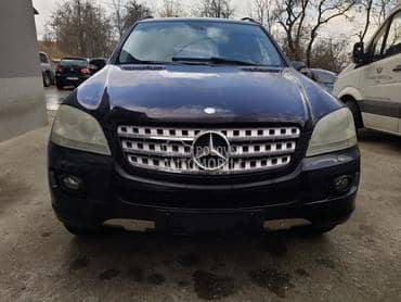 Mercedes Benz ML 320 -  kompletan auto u delovima