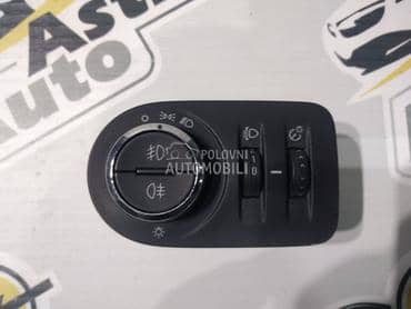 Prekidač svetala sa maglenka za Opel Corsa D, Adam od 2011. do 2018. god.