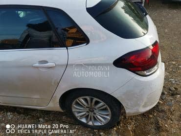 Citroen C4 -  kompletan auto u delovima