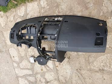 airbag centrala tabla za Renault Megane od 2003. do 2006. god.