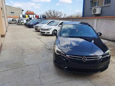 Opel Astra K -  kompletan auto u delovima