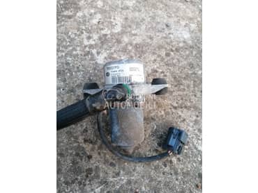 Vakum pumpa za Volvo S80 od 2001. do 2007. god.