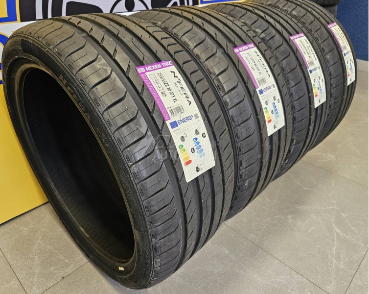 Nexen 255/35 R20 Letnja