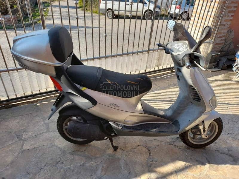 Piaggio skiper 125