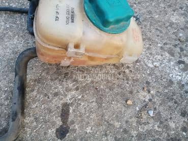 Posuda rashladne tečnosti za Volvo S60, S80, V70 ... od 2001. do 2007. god.