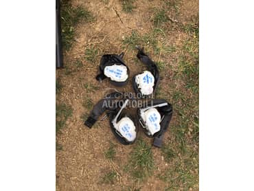 Pojasevi prednji zadnji za Opel Vectra C