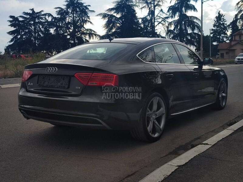 Audi A5 2.0tdi S-line NOVO