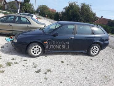Alfa Romeo 156 -  kompletan auto u delovima