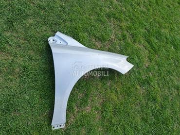 krilo za Mercedes Benz B Klasa od 2013. do 2017. god.