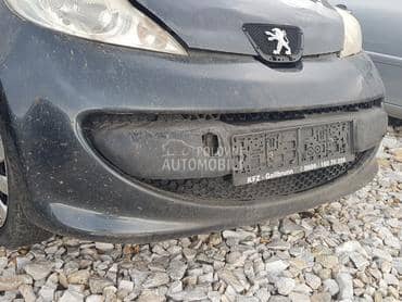 branik za Peugeot 107