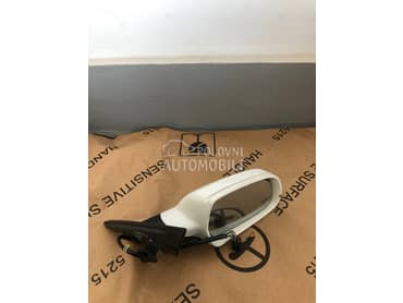 Desni retrovizor sa sklapanjem za Audi A4 od 2010. do 2015. god.