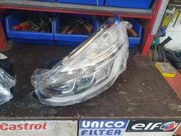 Levi far za Renault Clio