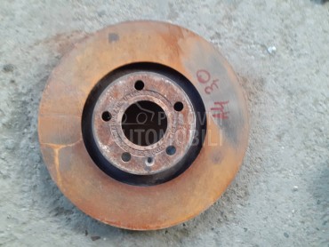 prednji disk 3,0 benz za Audi A4