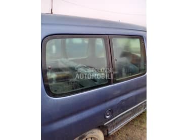 Stakla,šoferšajbne za Citroen Berlingo