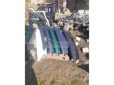 krilo,hauba,far za Fiat Punto