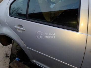 zadnja desna vrata limuzina za Volkswagen Bora od 1998. do 2006. god.
