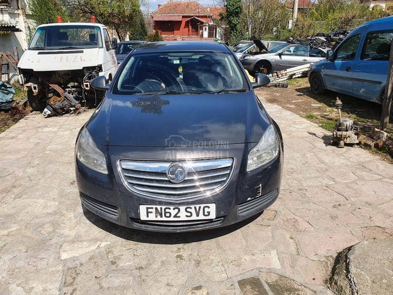 Opel Insignia 2.0 -  kompletan auto u delovima