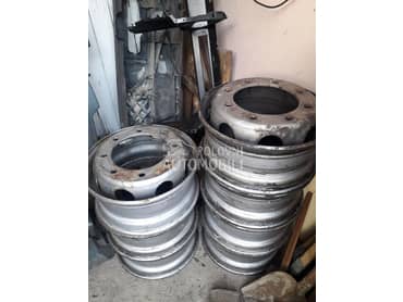 Felne 17.5 sa 8 rupa Daf lf