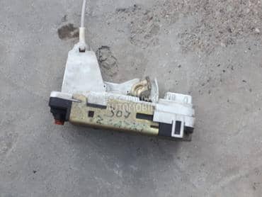 Brava zadnja leva za Peugeot 307